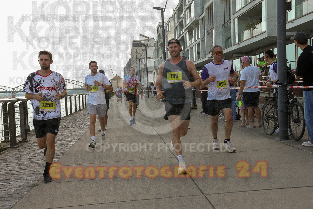 250920_1449_EX1_7720 | Sportfotografie im Rhein-Sieg Kreis, Köln, Bonn, NRW, Rheinland Pfalz, Hessen, etc. Unser Tätigkeitsfeld umfasst den Laufsport vom Volkslauf über den Marathon, Duathlon, Triathon bis zum Ultralauf wie Kölnpfad Ultra oder Schindertrail.