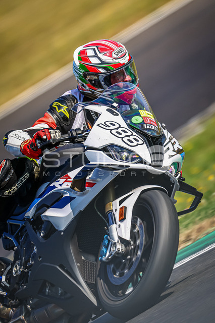 0988-240901_EL-022_988 | Deine Full-Service-Agentur für ✔️Videoproduktionen und ✔️Motorsportfotografie Jetzt Angebot anfragen!