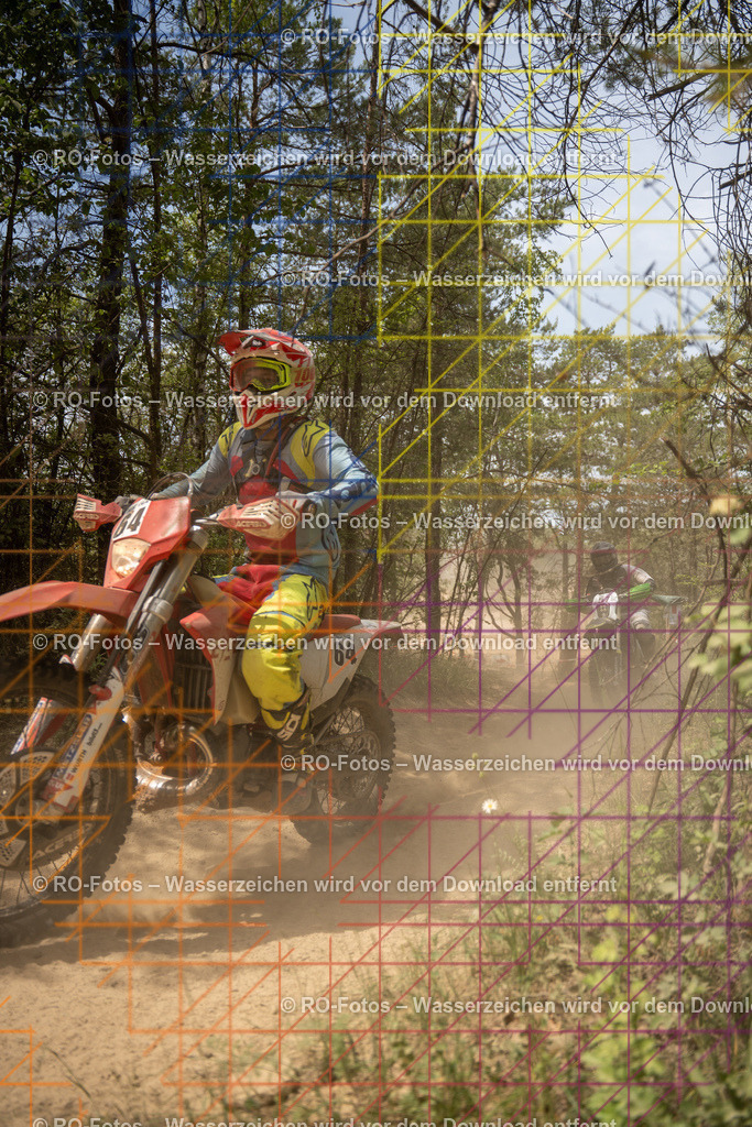 Niederwürzbach 2 Lauf-1129 | Sportfotografie von RO-Fotos: Motorsport, Motocross, Enduro, Laufveranstaltungen und Triathlon. Professionelle Fotos von Sportlern und Events. - Realisiert mit Pictrs.com