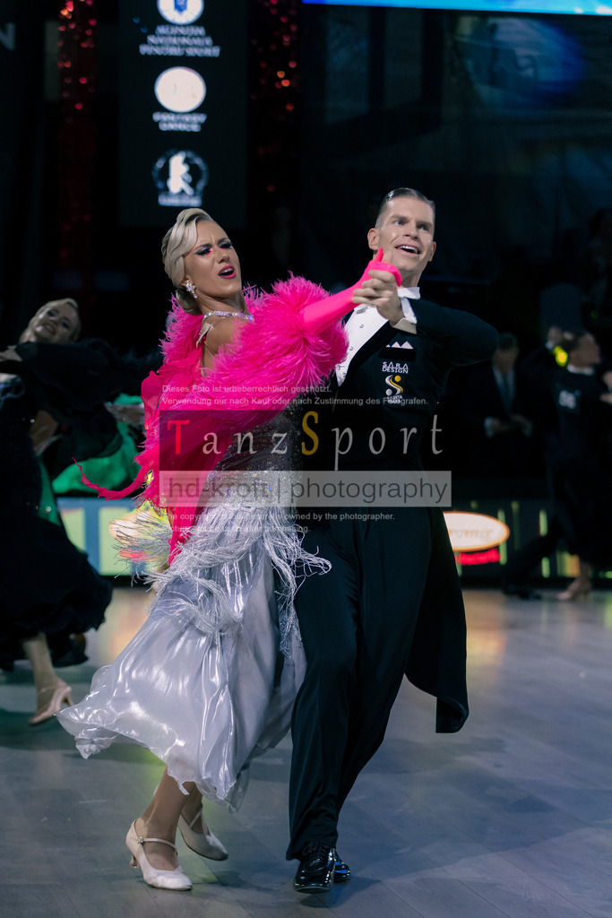 20251101_TGP_5632 | Tanzsportbilder, Standardtanz, Lateintanz, WDSF, DTV, LTVB, dancecomp, goc, hessen tanzt, blaues band der spree, walzer, tango, wiener walzer, slowfox, quickstepp, samba, rumba, cha-cha-cha, paso doble. jive, hd-kroft photography, turniertanzsport