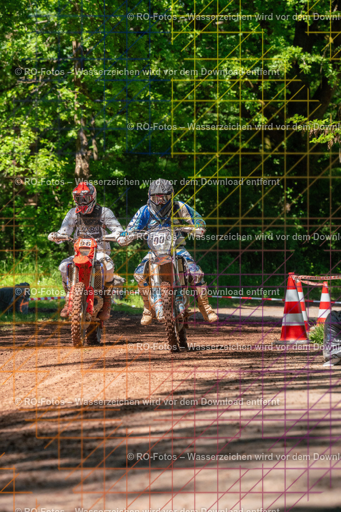Wolfshausen 2 Lauf -597 | Sportfotografie von RO-Fotos: Motorsport, Motocross, Enduro, Laufveranstaltungen und Triathlon. Professionelle Fotos von Sportlern und Events. - Realisiert mit Pictrs.com