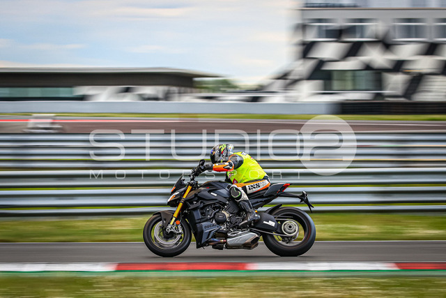 0097-250505_OSL-010_97 | Deine Full-Service-Agentur für ✔️Videoproduktionen und ✔️Motorsportfotografie Jetzt Angebot anfragen!