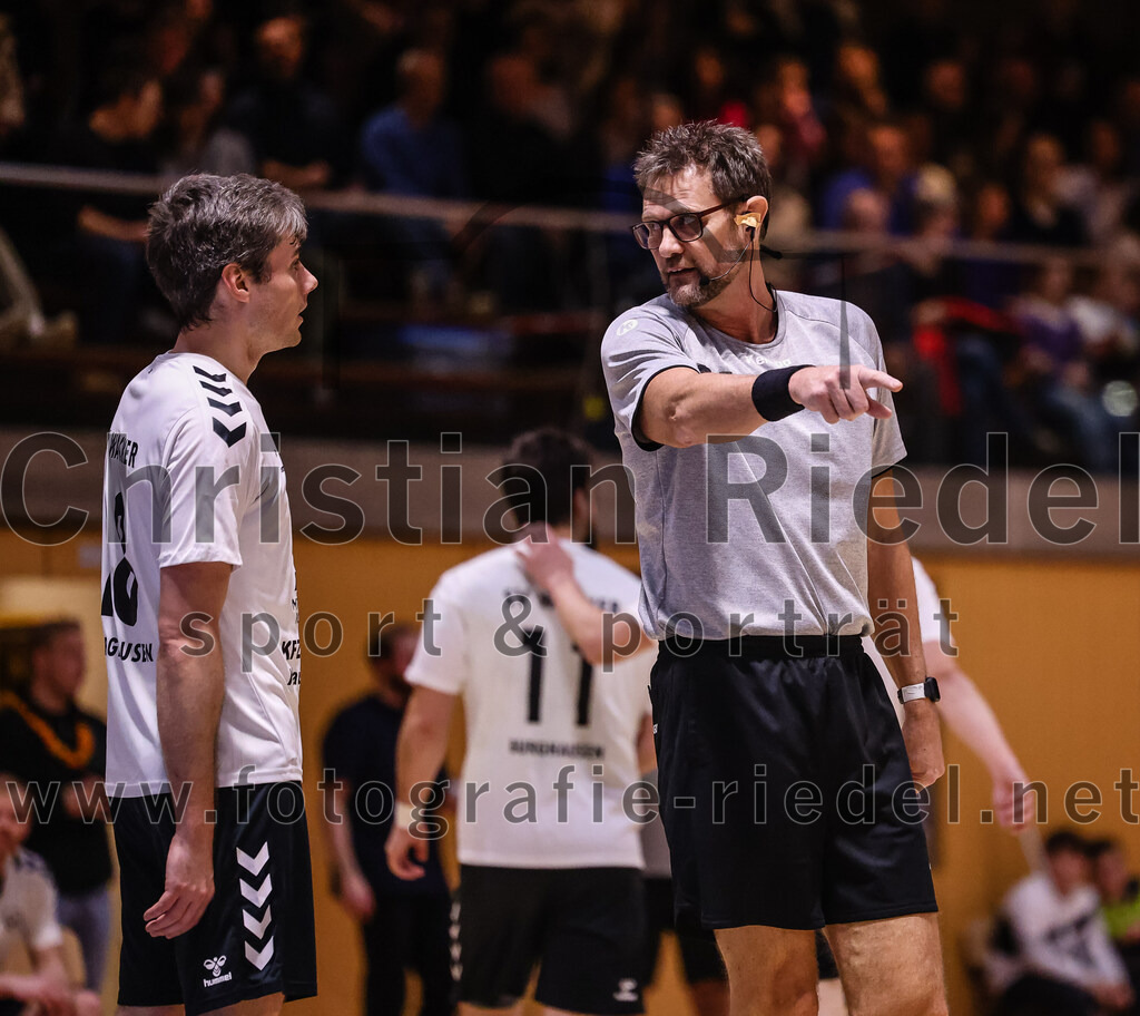 2025-02-15_078_SpVgg_Altenerding_gegen_SVW_Burghausen | Erding, Deutschland, 15.02.2025:Handball, Bezirksoberliga Männer 2024 / 2025, 16. Spieltag, SpVgg Altenerding gegen SVW Burghausen, Endergebnis: 32:31Thomas Reitmeier (SVW Burghausen, #18)Foto: Christian Riedel / fotografie-riedel.net