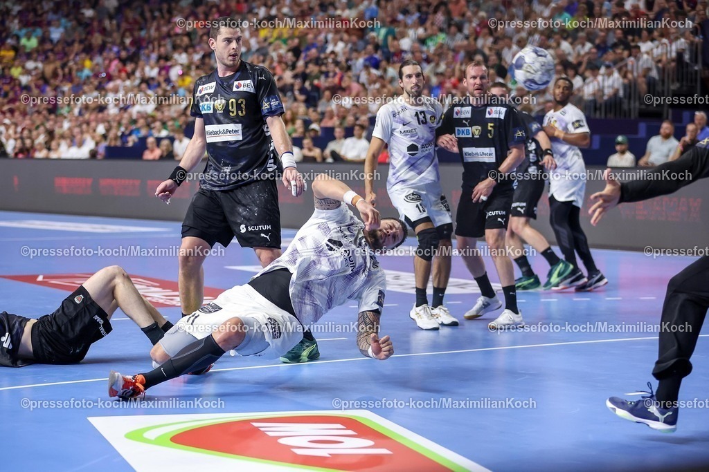 KoeEHF14062501036 | 14.06.2025, Handball, Halbfinale TruckScout24 EHF FINAL4, LANXESS arena Köln, Füchse Berlin - HBC Nantes: Noam Leopold (HBC Nantes FRA #17) wuirft auf das Tor 