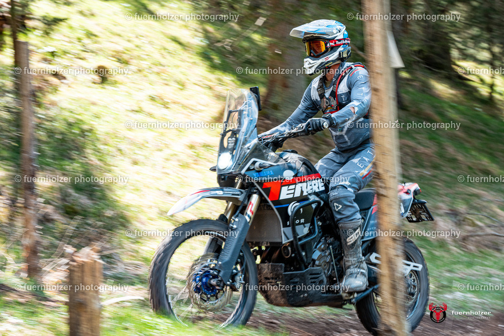 fuernholzer_250501-C2-458 | Fotografische Impressionen von der Red Stag Enduro Extreme by fuernholzer-photography.com. Endurosport in Österreich fotografisch festgehalten von fuernholzer. Auftragsfotografie für Private, Gewerbefotos und Industriefotografie. Eventfotografie, Sportfotografie und Motorsportfotografie. Anbieter von Fotoworkshops, Fototraining, fotografischen Vorträgen und Fotoseminaren.