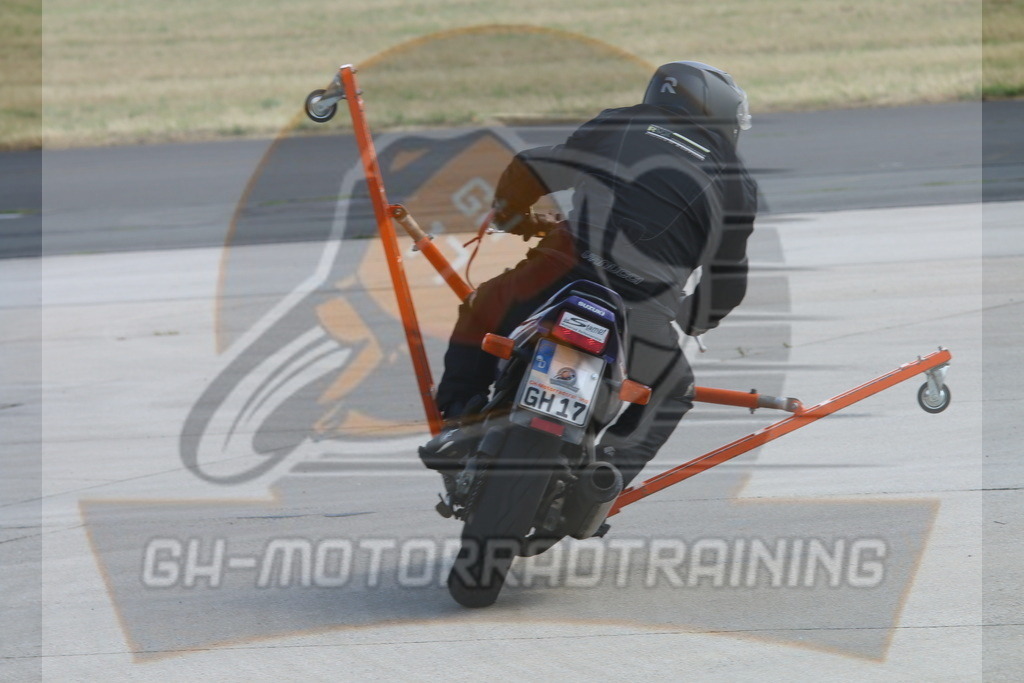IMG_3441 | gh-motorradtraining-foto.de - Realisiert mit Pictrs.com