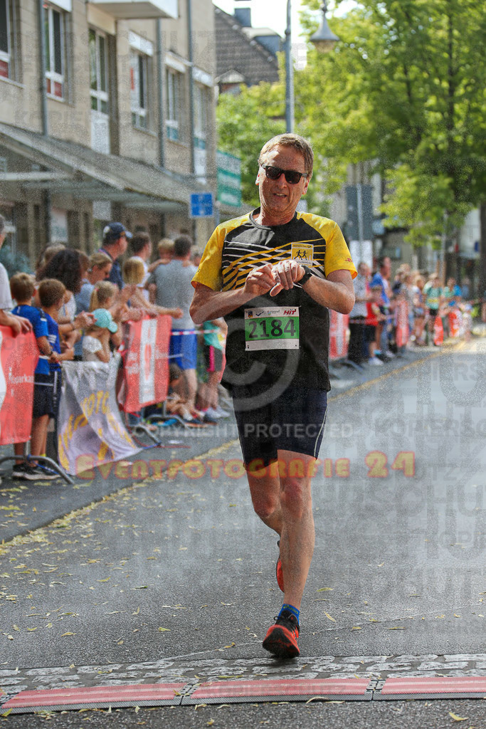 220625_1655_EX1_5411 | Sportfotografie im Rhein-Sieg Kreis, Köln, Bonn, NRW, Rheinland Pfalz, Hessen, etc. Unser Tätigkeitsfeld umfasst den Laufsport vom Volkslauf über den Marathon, Duathlon, Triathon bis zum Ultralauf wie Kölnpfad Ultra oder Schindertrail.