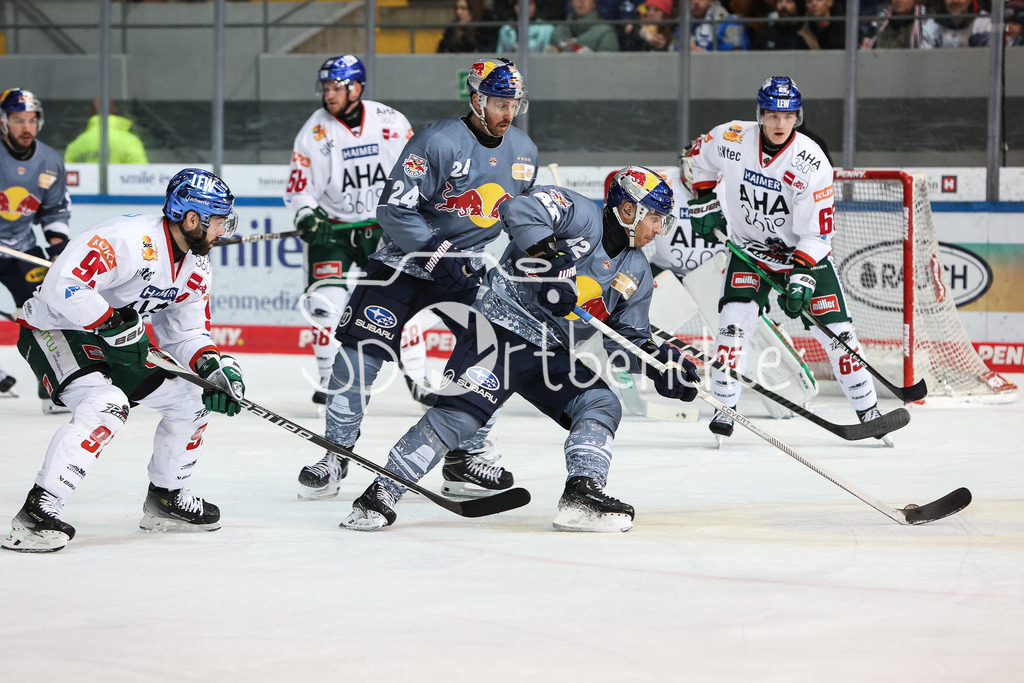 EHC München - Augsburger Panther | Yasin EHLIZ (RBM #42) kann sich im Drittel der Panther durchsetzen