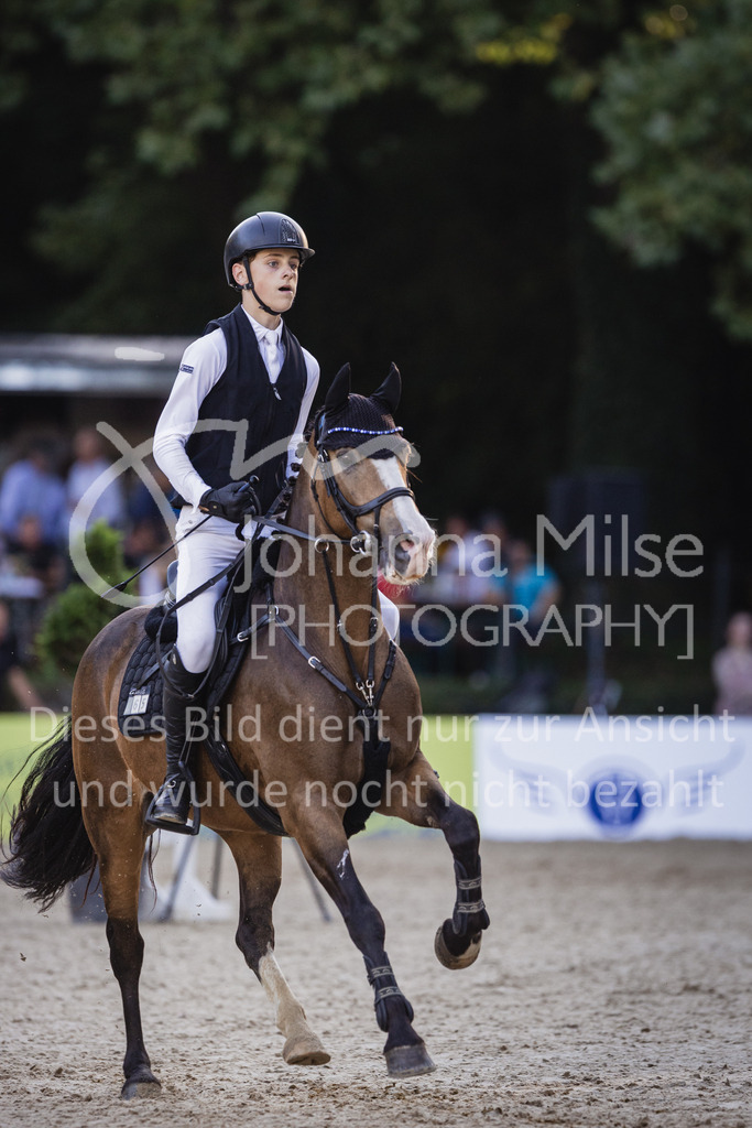 230908_OWLCh_PonyTrophy-394 | Deine schönsten Turniermomente als professionelle Fotos! Entdecke hochwertige Pferdesport-Fotografie im Online-Shop. Jetzt Fotos finden & bestellen!