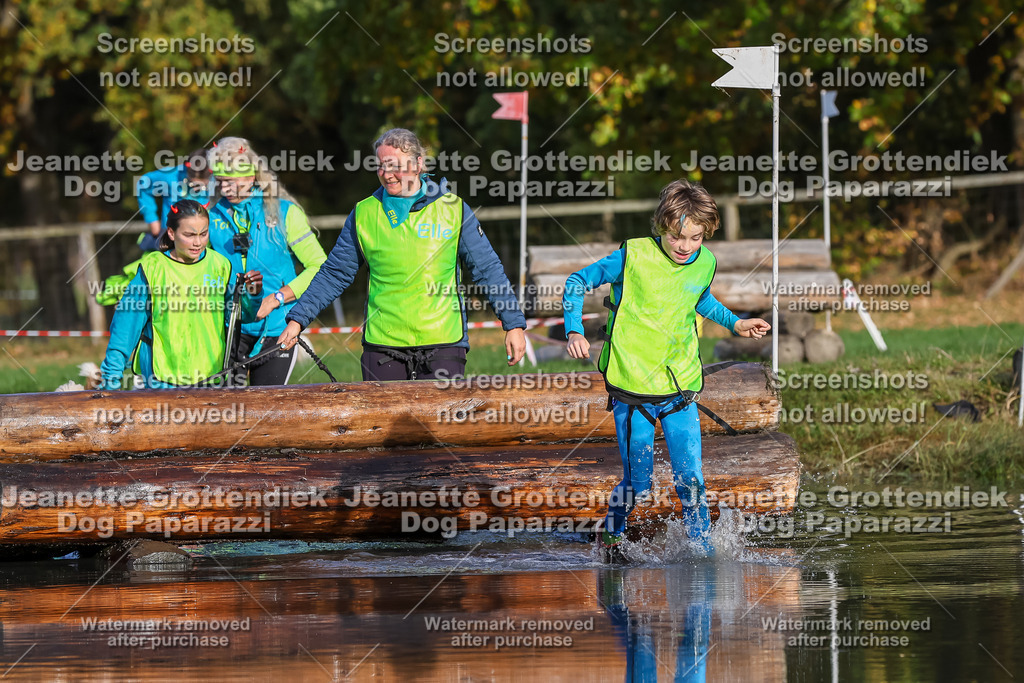 Dog Paparazzi - Strongdog 10-25-8460 | Dog Paparazzi Jeanette Grottendiek Fotografie & Videografie - Realisiert mit Pictrs.com