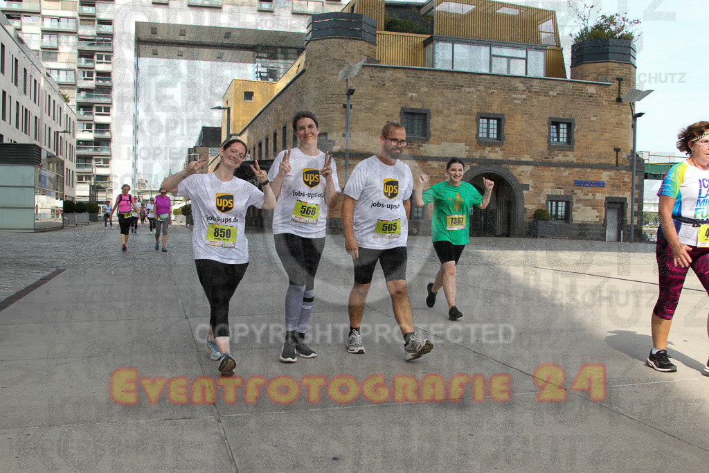 250920_1344_EV4_6574 | Sportfotografie im Rhein-Sieg Kreis, Köln, Bonn, NRW, Rheinland Pfalz, Hessen, etc. Unser Tätigkeitsfeld umfasst den Laufsport vom Volkslauf über den Marathon, Duathlon, Triathon bis zum Ultralauf wie Kölnpfad Ultra oder Schindertrail.