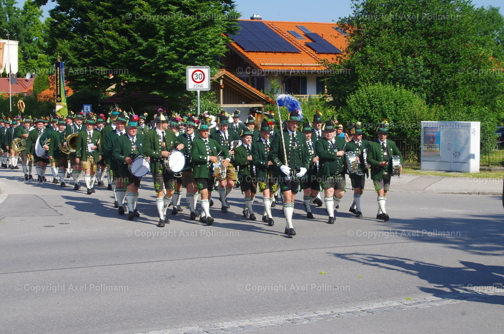 IMGP3220 | fotografiert von Axel PollmannLeonhardi Wallfahrt Benediktbeuern und Murnau, Fronleichnam, Fasching, Landschaft im Loisachtal und Benediktbeuern  - Realisiert mit Pictrs.com