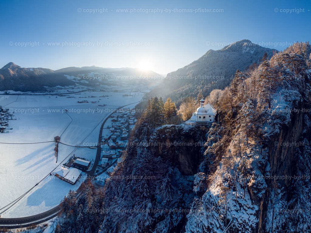 Maria Brettfall Winter copyright  Thomas Pfister-1 | PHOTOGRAPHY BY THOMAS PFISTER