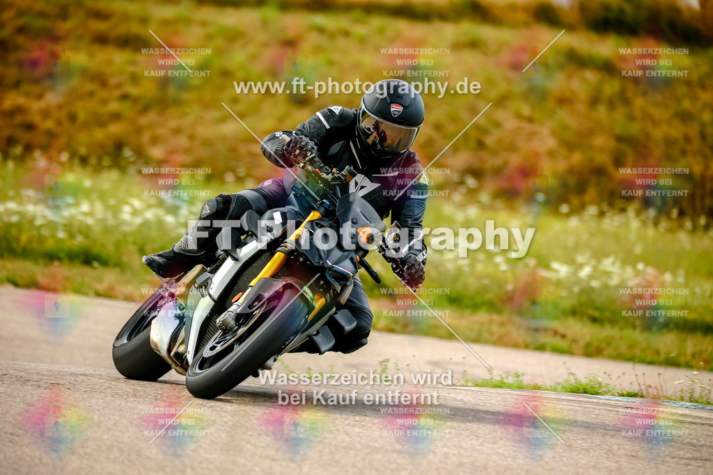 Chambley Juli-0720 | Hier findet Ihr Bilder von Touristenfahrten auf der Nürburgring Nordschleife oder von anderen Veranstaltungen die ich besucht habe. Viel Spass beim Durch Schauen 