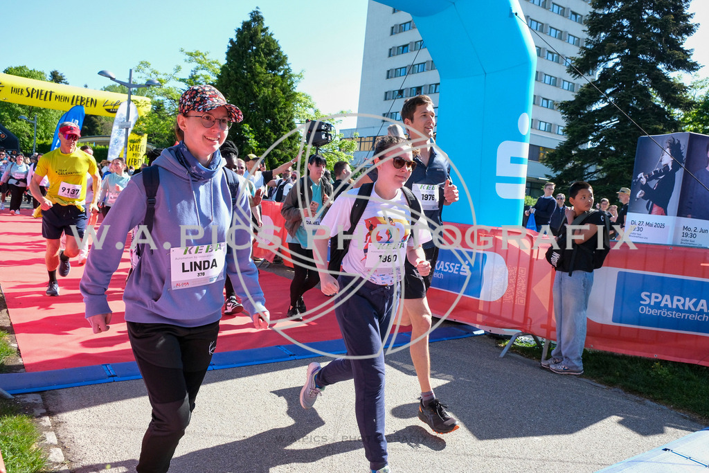 ..... | LINZ,AUSTRIA,27.April 24, Int. 3 Brückenlauf Linz  , Image shows: Photo: WAPICS / Michael ring