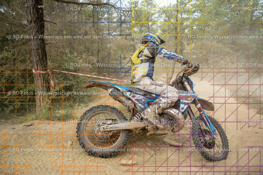 Niederwürzbach 4 Lauf-976 | Sportfotografie von RO-Fotos: Motorsport, Motocross, Enduro, Laufveranstaltungen und Triathlon. Professionelle Fotos von Sportlern und Events. - Realisiert mit Pictrs.com