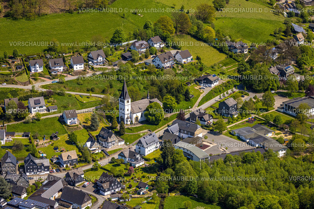 Schmallenberg230506274 | Luftbild, Pfarrkirche St. Antonius, Fleckenberg, Schmallenberg, Sauerland, Nordrhein-Westfalen, Deutschland