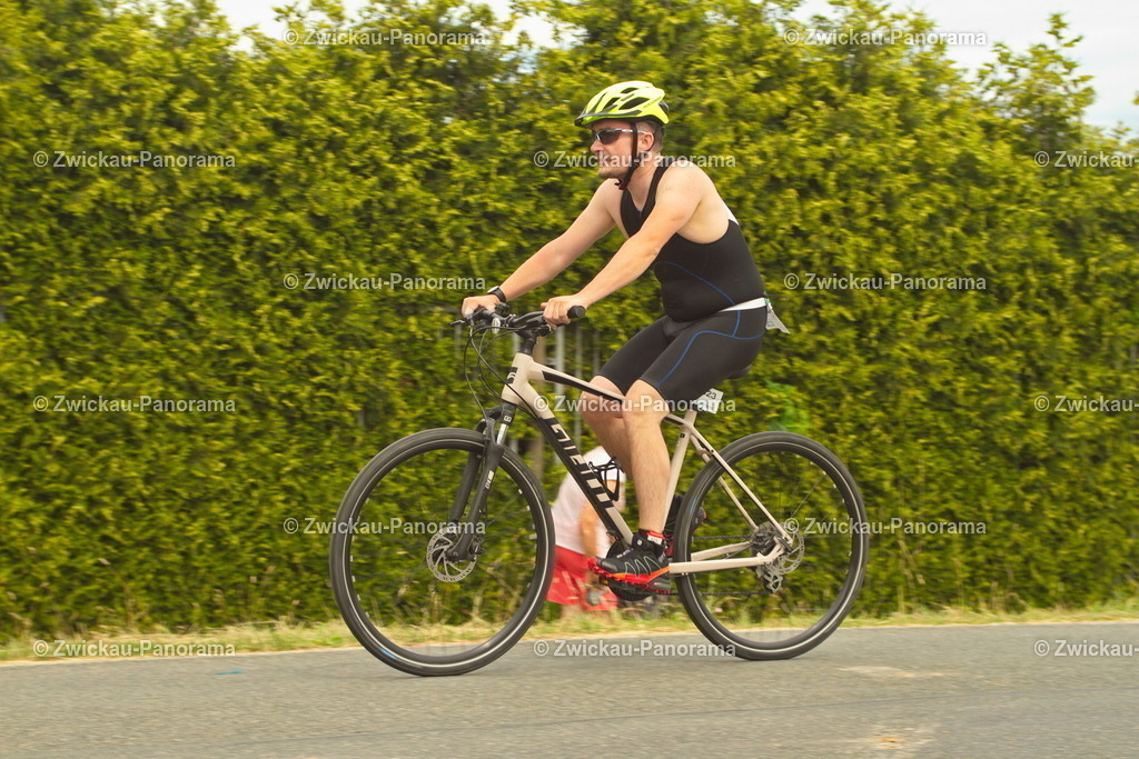 2023_0630_KoberTriathlon_Jeder0256 | Urban. Natur. Panorama. Luftbild. 
Der Bildershop für aufregende Perspektiven!
Für Deko, Wandbild und Kalender!
Wir bringen LED-Bilder zum Leuchten!
