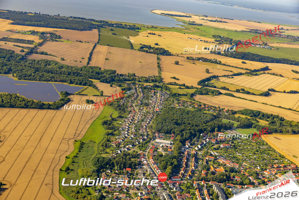 Damgarten Ribnitz-Damgarten Bild- Das Luftbild wurde 2025 vom UL-Flugzeug heraus erstellt ( keine Drohne bzw. Drohnenaufnahme ) - Hochauflösende Luftaufnahme -Nicht vergleichbar mit Google Maps oder Satelittenbilder- Die Geschenkidee !Mit Lizenz und Bildrechte bestellbar - CC