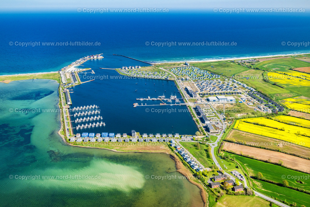 Olpenitz_ELS_6480010524 | KAPPELN 01.05.2024 Yachthafen mit Sportboot- Anlegestellen und Bootsliegeplätzen am Uferbereich der Ostsee in Kappeln im Bundesland Schleswig-Holstein, Deutschland. Weiterführende Informationen bei: Gerald Kretschmer. // Pleasure boat marina with docks and moorings on the shore area Ostsee in Kappeln in the state Schleswig-Holstein, Germany. Further information at: Gerald Kretschmer. Foto: Martin Elsen