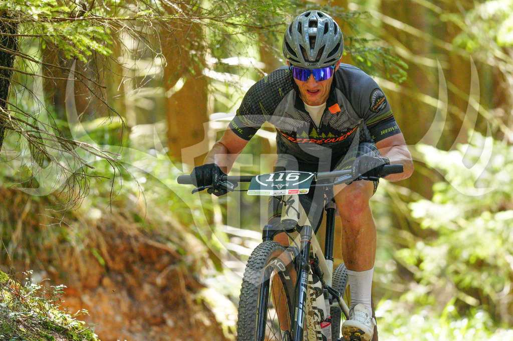 FC604206 | Fotogalerie der Treibjagd im Dunkelwald - Dein MTB Etappenrennen im Erzgebirge - Realisiert mit Pictrs.com