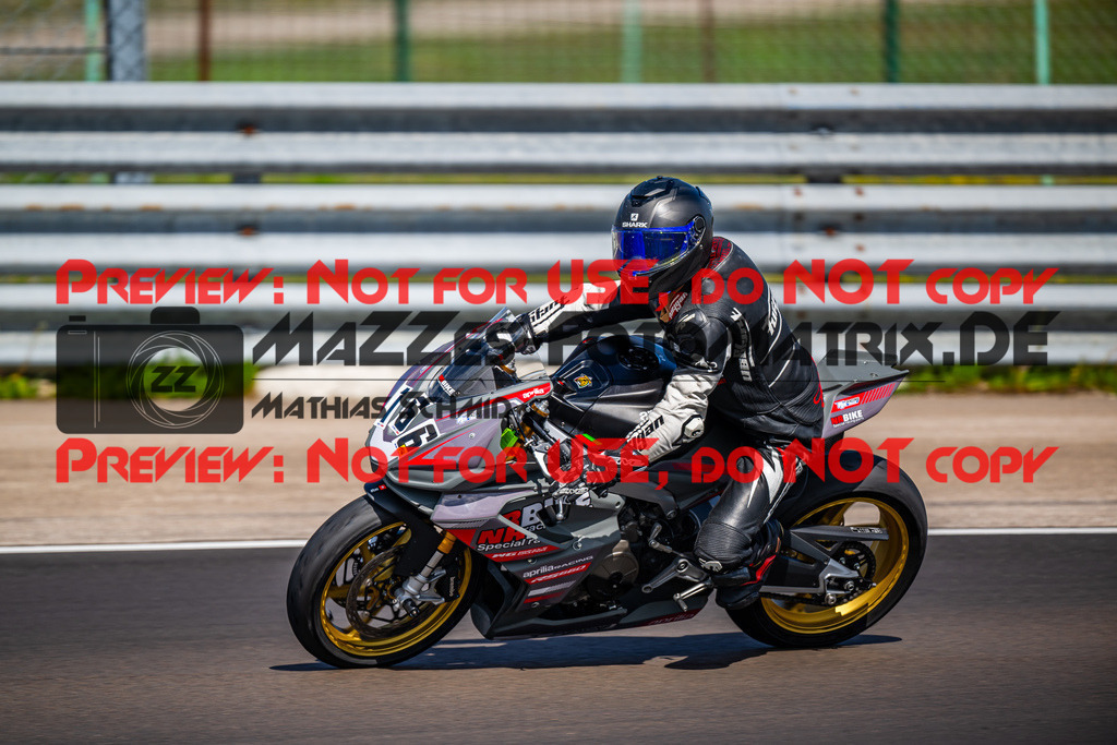 MaZZes_Fotomatrix_240415_6007705_5678 | S1