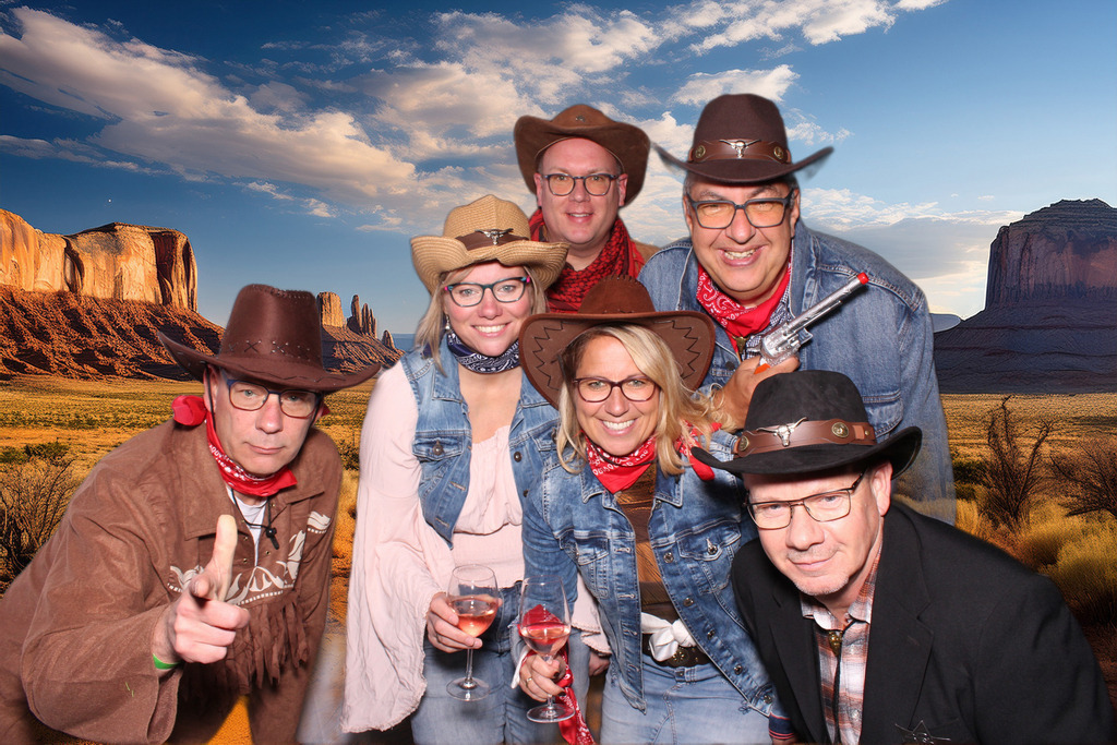 top-top.de-251025-0009 | Foto, Video, Fotografie, Videografie, Fotobox, DJ, Discjockey, Musik, Musikbox, Veranstaltung, Photobooth, Amazon, Ebay, Buchtipp, Bestseller, Autor, Verlag, Buch, Wesel, Hamminkeln, NRW, Dinslaken, Rees, Drohne, Hochzeit, Party, Fotobox, Wesel, Fotograf