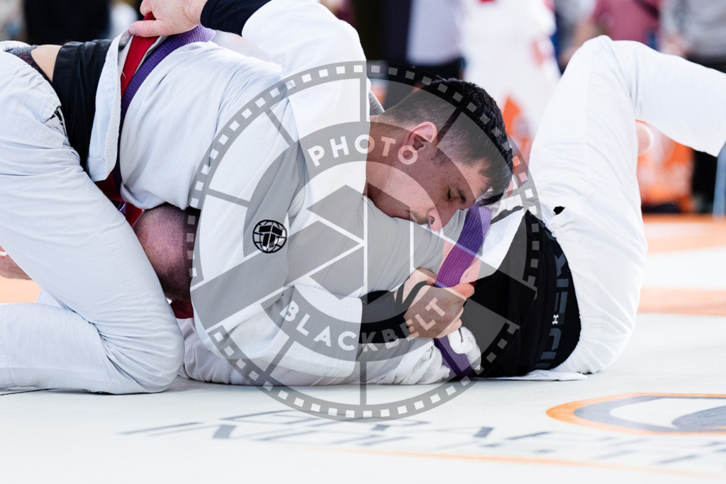 20251122PBB11388 | Athletes compete during the Grappling Industries Berlin Jiu-Jitsu and Grappling Championship, on November 22, 2025 in Berlin, Germany. © photoblackbelt