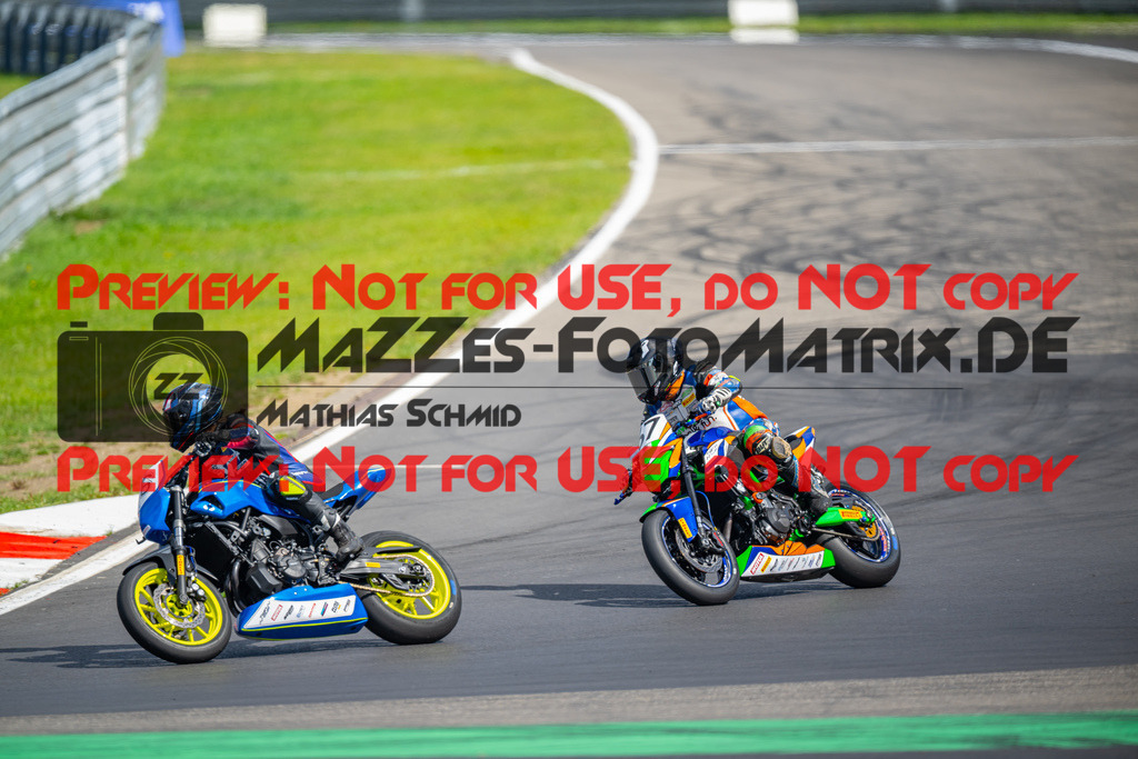 MaZZes-Fotomatrix-20260905-641790 | TWIN