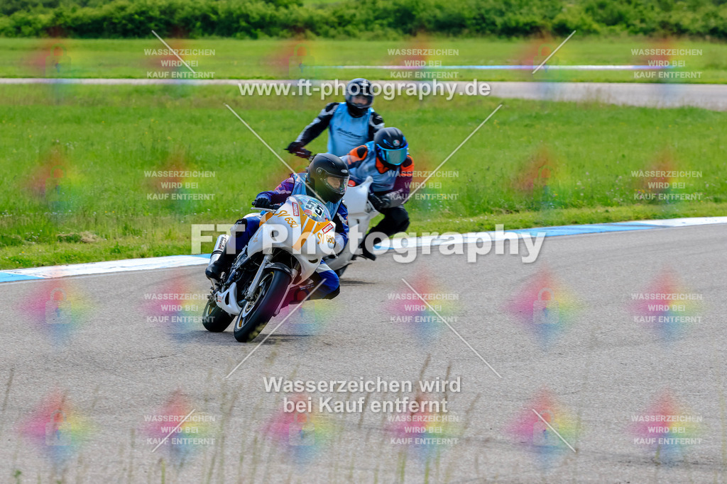 MotoTeam-9222 | Hier findet Ihr Bilder von Touristenfahrten auf der Nürburgring Nordschleife oder von anderen Veranstaltungen die ich besucht habe. Viel Spass beim Durch Schauen 