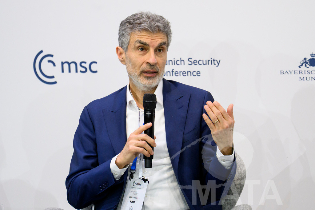 _DWA6552 | MATA IndoCon - Realisiert mit Pictrs.com