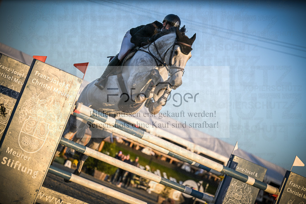 DOS_0120 | Entdecke hochwertige Reitturnierfotos von Foto Oger. Professionell, emotional und authentisch – jetzt Lieblingsmomente im Shop bestellen.Deutschlandweite Turnierfotografie. - Realisiert mit Pictrs.com
