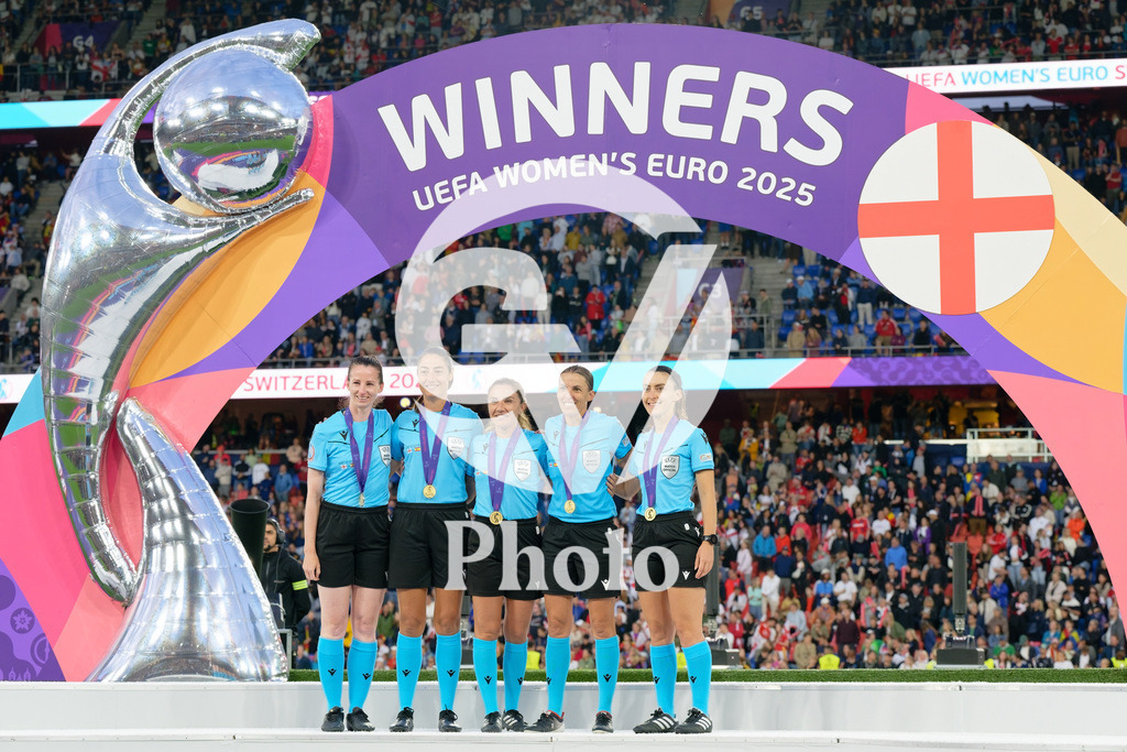 England v Spain - UEFA Women's EURO 2025 Final | BASEL, SWITZERLAND - JULY 27:  From L-R Susanne KUng Reserve official: Maria Sole Ferrieri Caputi Fourth official: Francesca Di Monte Assistant referee: Stephanie Frappart Referee Camille Soriano Assistant referee receive the medal during the UEFA Women's EURO 2025 Final match between England and Spain at St. Jakob-Park on July 27, 2025 in Basel, Switzerland. (Photo by Giuseppe Velletri/Sports Press Photo/Getty Images)