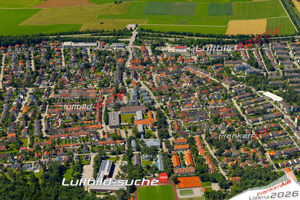 Die Luftaufnahme Waldram - Wolfratshausen wurde 2022 vom Flugzeug aus (keine Drohne) erstellt. Hohe Auflösung -für große Poster und Wandbilder geeignet - Garantiert!