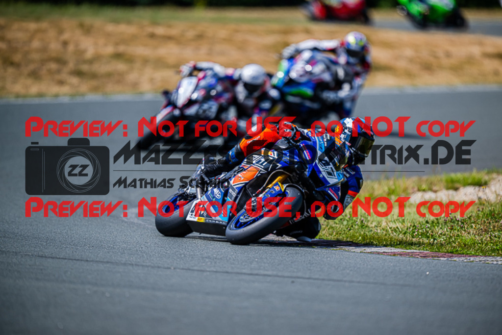 MaZZes_FotoMatrix_220724_3104 | IDM1000