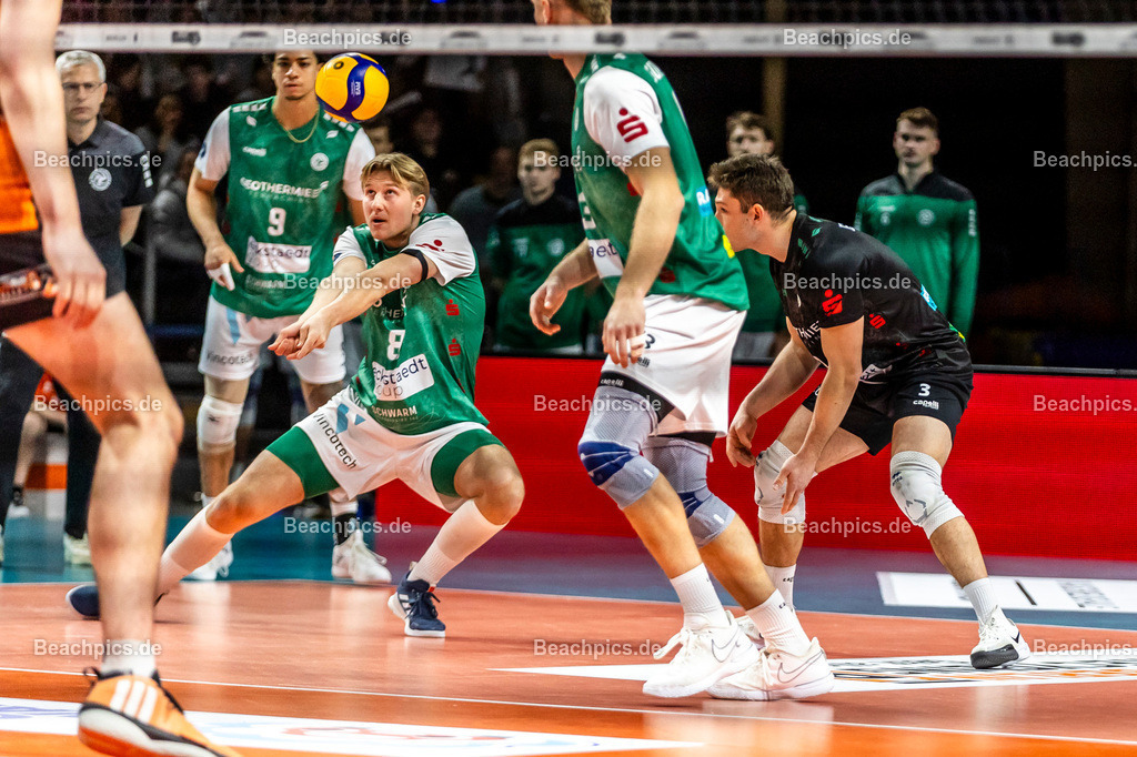 2024-00111582-Bundesliga-BR-Volleys-Haching-München |  16.11.2024; Berlin Foto: Gerold Rebsch - www.beachpics.de