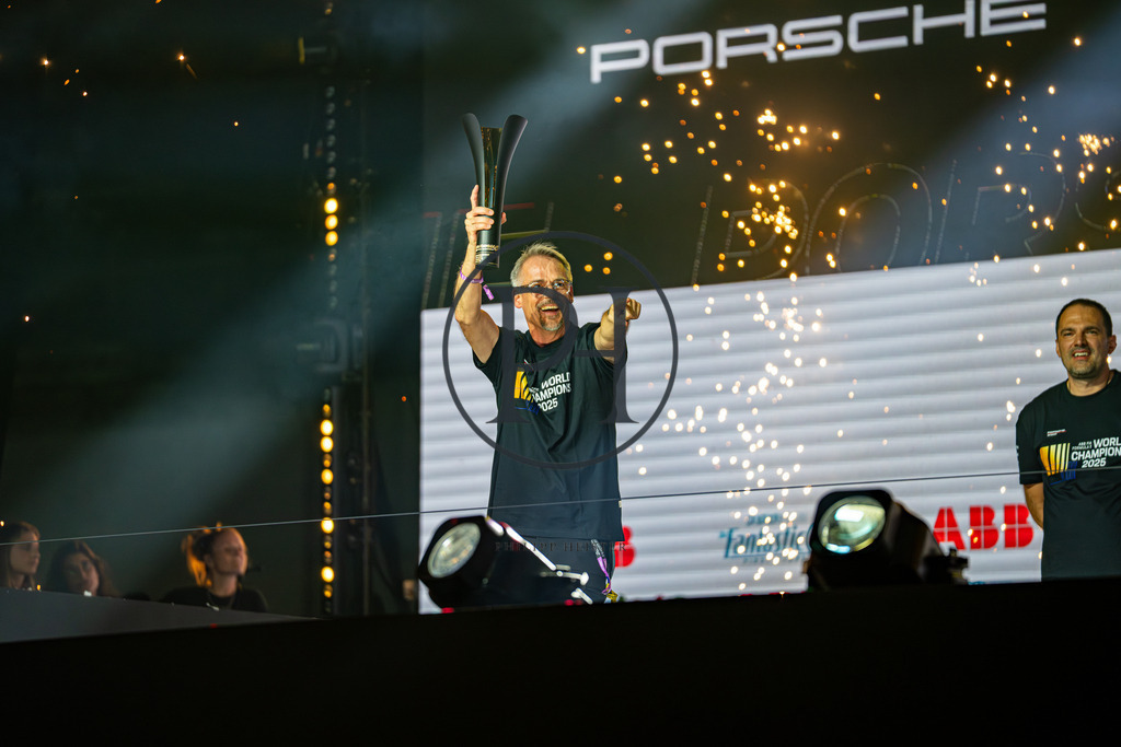 Formel E E-Prix London 2025 | ABB FIA Formula E Championship 2024/25 – Season finale in London, ExCeL London - Realisiert mit Pictrs.com