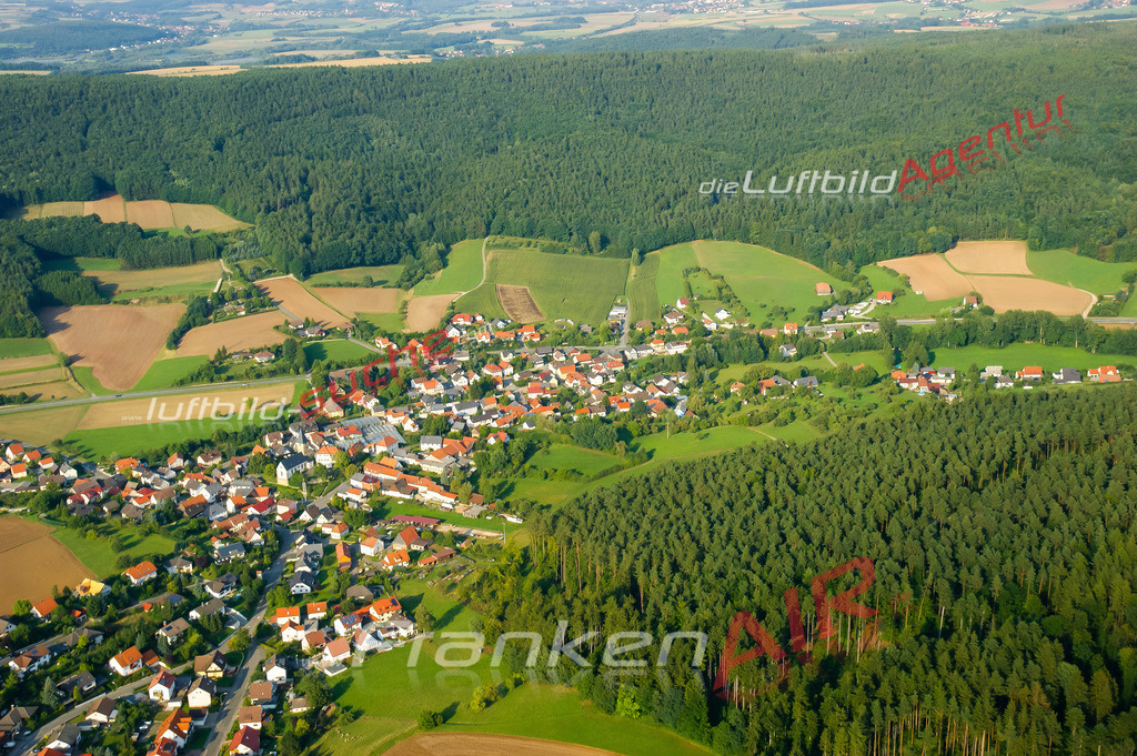 Luftbild von Mistelfeld Lichtenfels - Luftaufnahme wurde 2008 von https://frankenair.de mittels Flugzeug (keine Drohne) erstellt - die Geschenkidee
