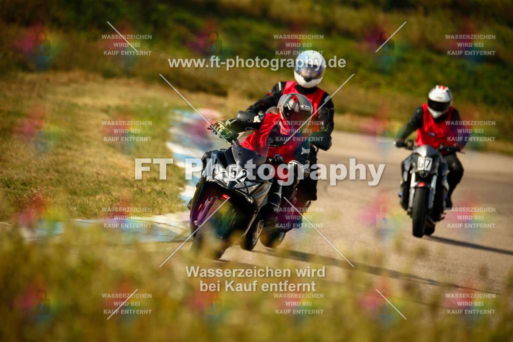 _MOT6554 | Hier findet Ihr Bilder von Touristenfahrten auf der Nürburgring Nordschleife oder von anderen Veranstaltungen die ich besucht habe. Viel Spass beim Durch Schauen 