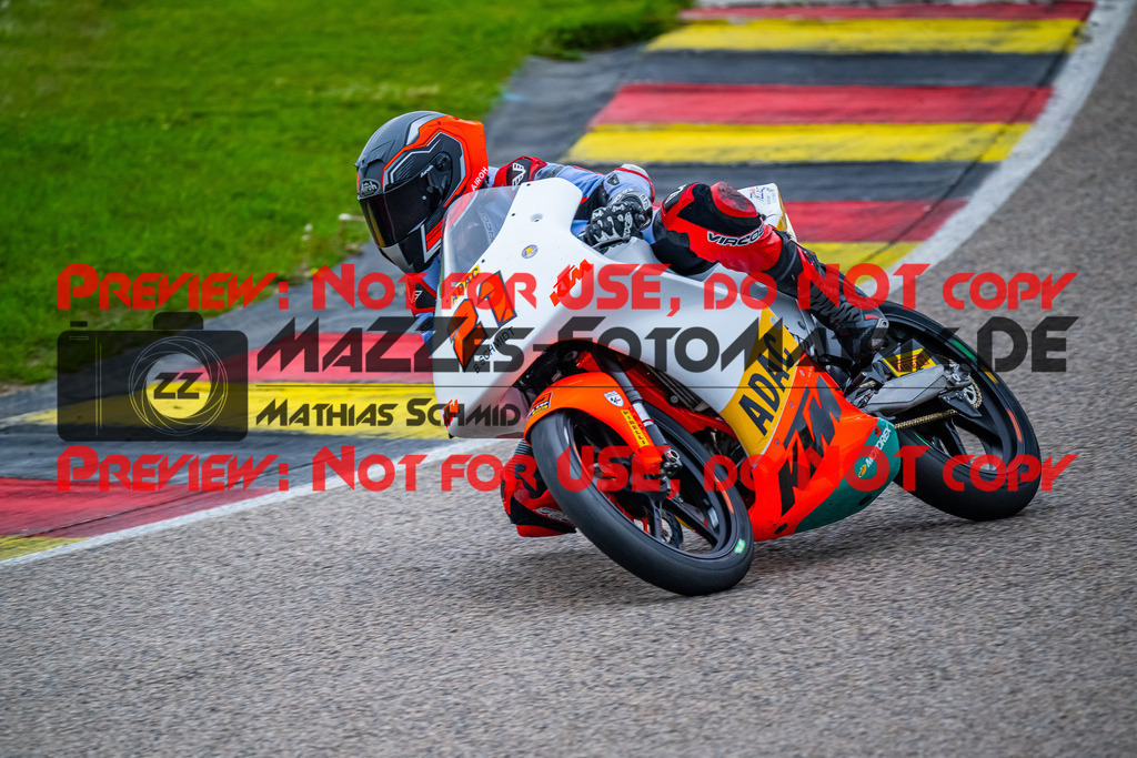 MaZZes_FotoMatrix_240503_6007705_1237 | KTM