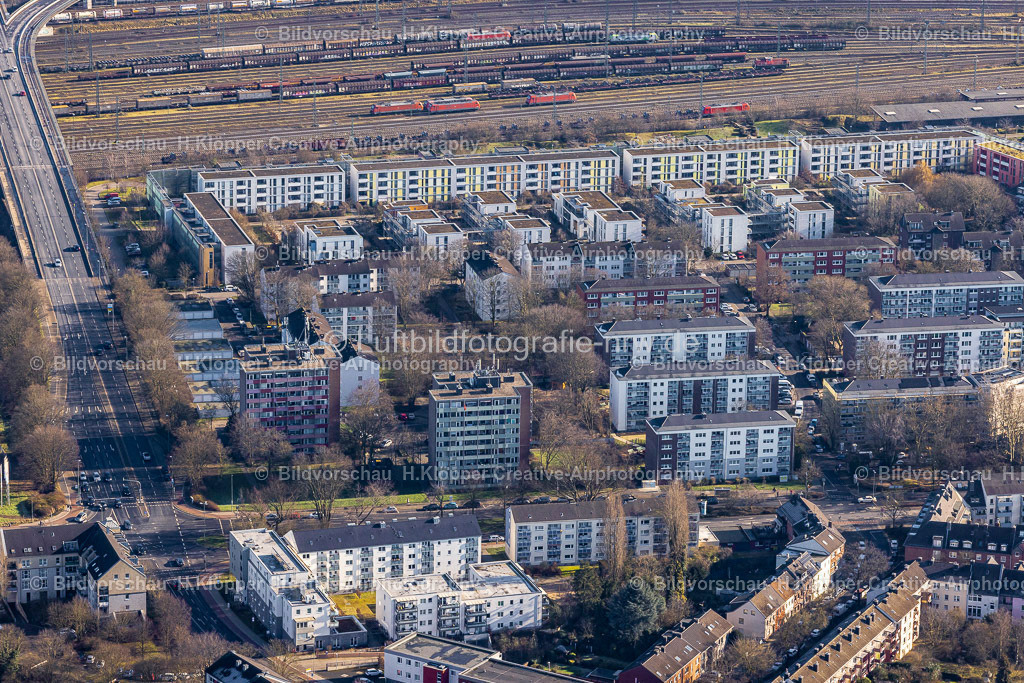 Luftbilder Neuss -6659 | Wohngebiet der Mehrfamilienhaussiedlung an der Wingenderstraße in Neuss - Realized with Pictrs.com