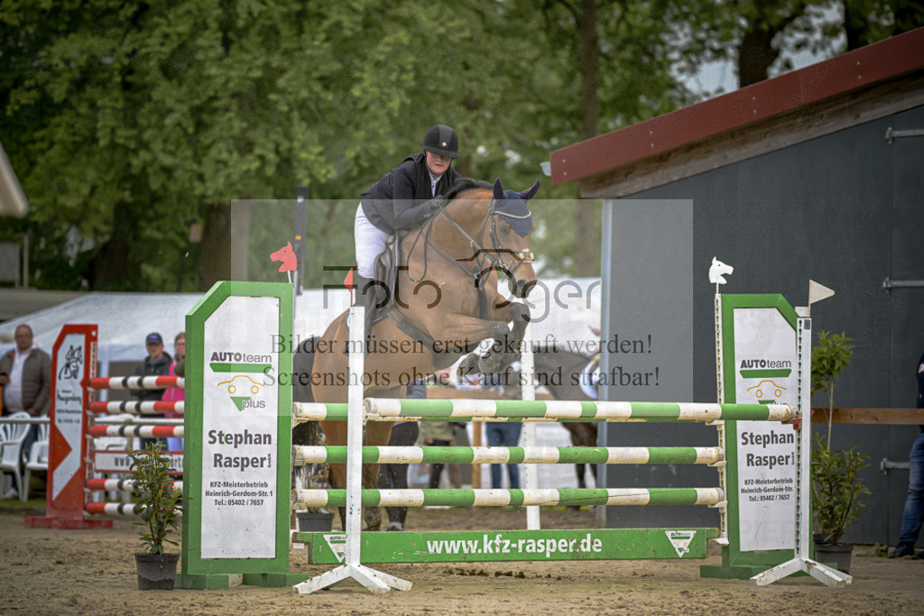 20240505-DOS_8586 | Entdecke hochwertige Reitturnierfotos von Foto Oger. Professionell, emotional und authentisch – jetzt Lieblingsmomente im Shop bestellen.Deutschlandweite Turnierfotografie. - Realisiert mit Pictrs.com