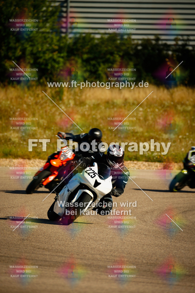 _MOT8476 | Hier findet Ihr Bilder von Touristenfahrten auf der Nürburgring Nordschleife oder von anderen Veranstaltungen die ich besucht habe. Viel Spass beim Durch Schauen 