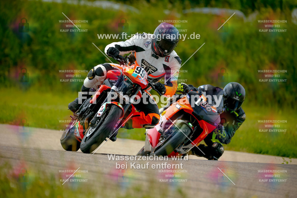 _MOT1208 | Hier findet Ihr Bilder von Touristenfahrten auf der Nürburgring Nordschleife oder von anderen Veranstaltungen die ich besucht habe. Viel Spass beim Durch Schauen 