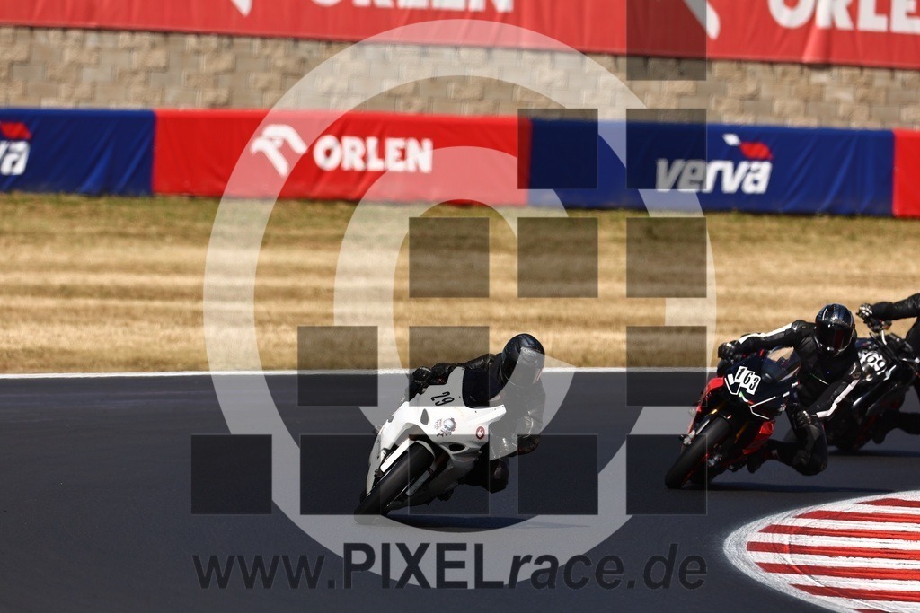 0163-20240726_00427 | Schöne Erinnerungen an spannende Momente - das festzuhalten ist unser Job. PIXELrace.de ist seit 2003 auf den Rennstrecken Europas unterwegs um die Action draußen beim Fahren und die wunderbare Stimmung imm Fahrerlager für euch einzufangen.