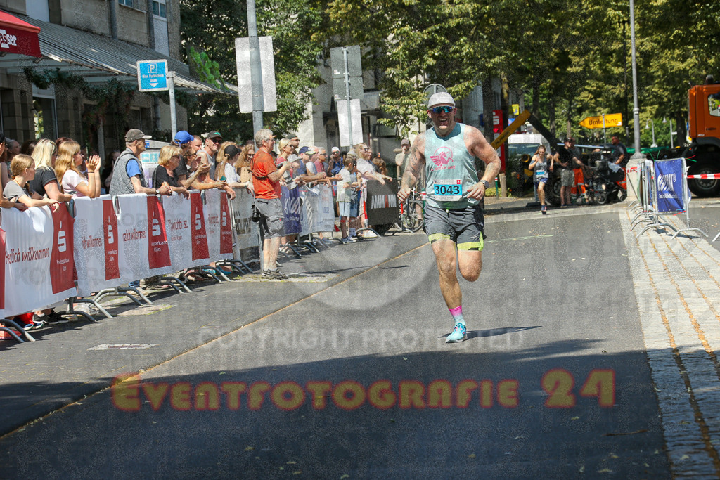 250621_1149_EX1_4099 | Sportfotografie im Rhein-Sieg Kreis, Köln, Bonn, NRW, Rheinland Pfalz, Hessen, etc. Unser Tätigkeitsfeld umfasst den Laufsport vom Volkslauf über den Marathon, Duathlon, Triathon bis zum Ultralauf wie Kölnpfad Ultra oder Schindertrail.
