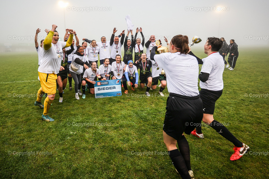 A-BINDER_20240601_0089 | St.Stefan,AUSTRIA,01.June.24 - SOCCER - Zaunergroup OOE Ladies Cuo, LASK vs FCPS. Image shows the rejoicing of Kematen.Photo: Sportmediapics.com/ Manfred Binder