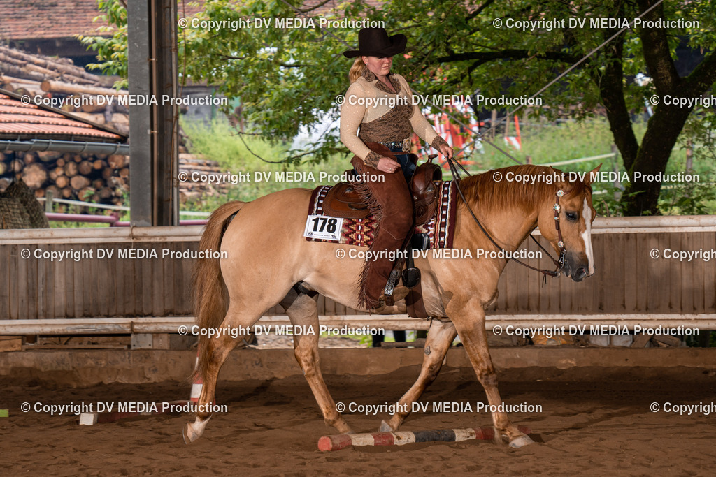 Erbach Tag 3-175 | dv-media-shop - Realisiert mit Pictrs.com