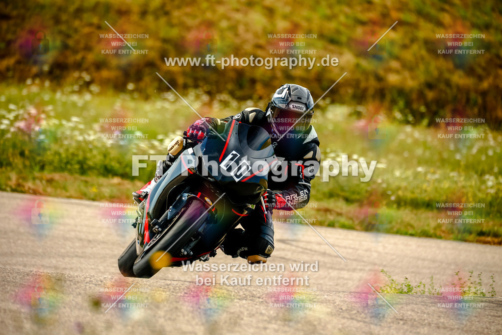 Chambley Juli-0563 | Hier findet Ihr Bilder von Touristenfahrten auf der Nürburgring Nordschleife oder von anderen Veranstaltungen die ich besucht habe. Viel Spass beim Durch Schauen 