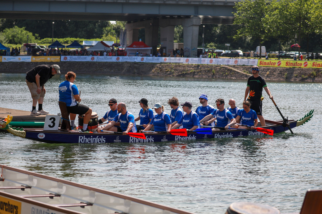 Drachenboot-Regatta_Duisburg140625_14 | Bildergalerie von Sport-Ereignissen aber auch von weiteren spannenden Dingen - nicht nur vom Niederrhein. In Anlehnung an den bekannten Spruch von Hanns Dieter Hüsch heißt das Motto: "Niederrhein ist überall".  - Realisiert mit Pictrs.com
